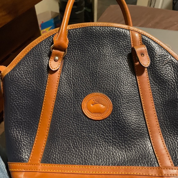 Dooney&Bourke All Leather Purse - Picture 1 of 1